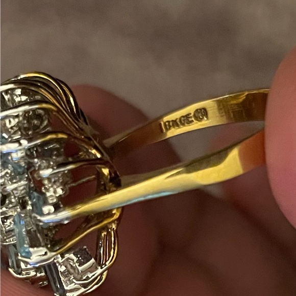 Ring - Picture 3 of 3